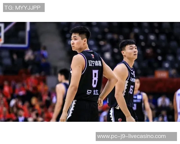 周琦双双表现震撼全场追身大帽古德温激励全队士气